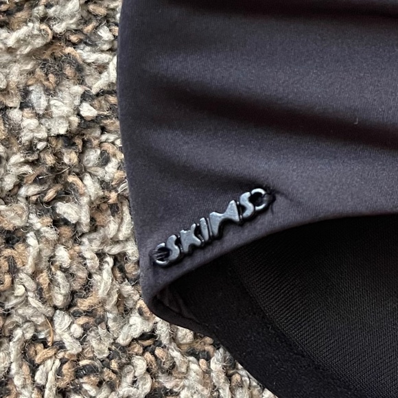 NWT! Never Before Worn! SKIMS Mesh Bra! Size 32DDD - Picture 2 of 3